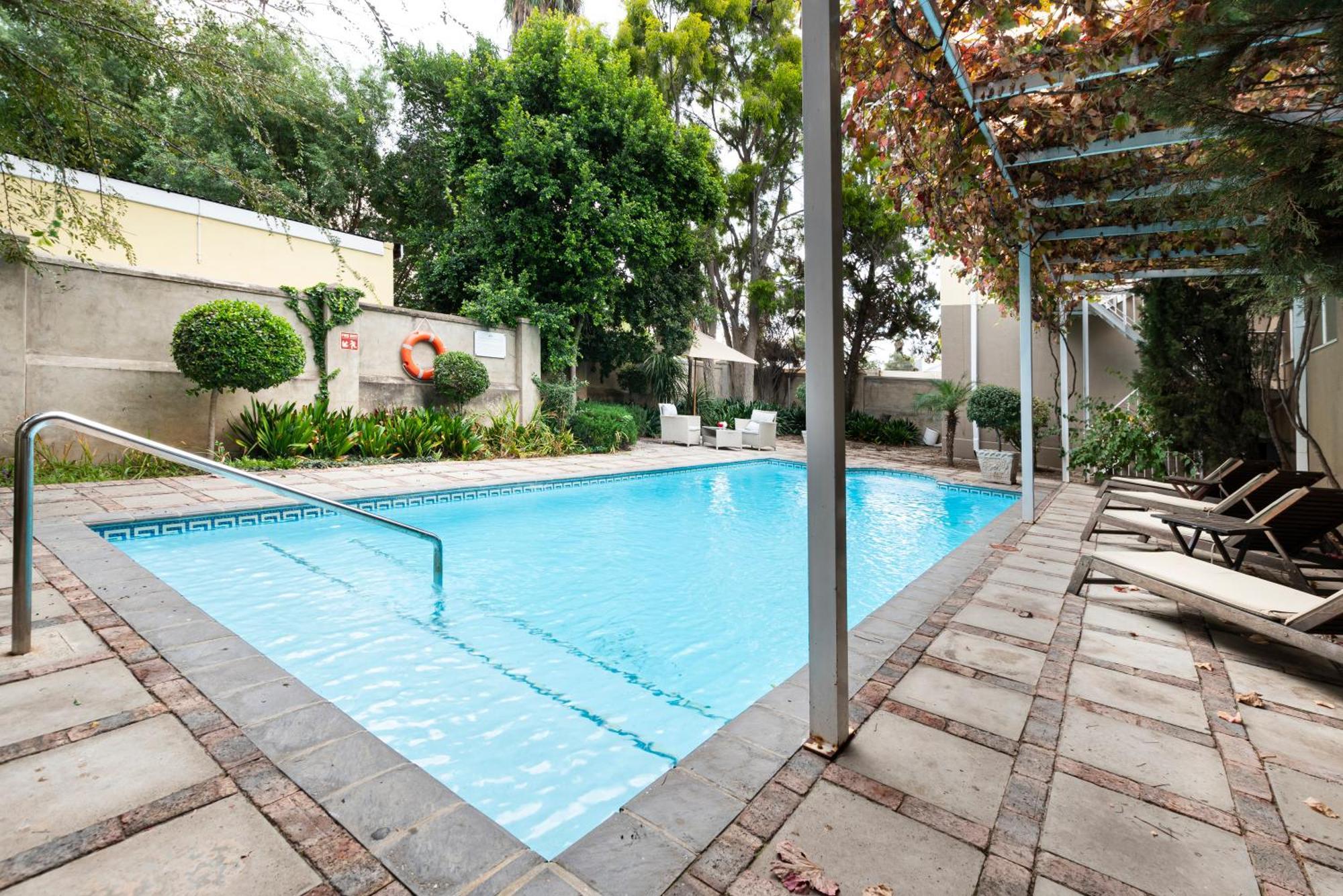 Queen'S Hotel By Bon Hotels Oudtshoorn Eksteriør bilde
