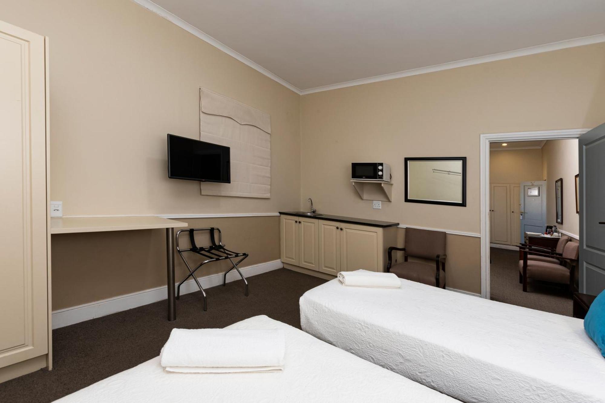 Queen'S Hotel By Bon Hotels Oudtshoorn Eksteriør bilde