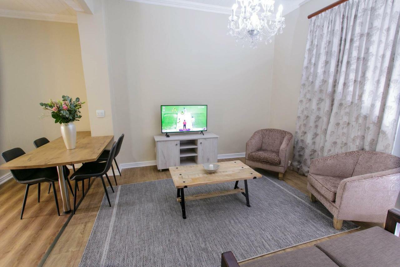 Queen'S Hotel By Bon Hotels Oudtshoorn Eksteriør bilde